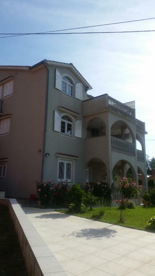 Apartments Ljubas Opatija Exterior photo